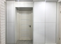Дизайн шкафа с антресолью в прихожую