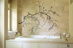 Bathroom design with pictures on the wall