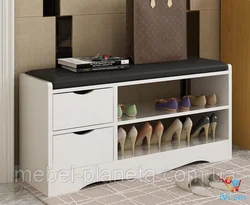 Design of a shoe rack with a seat in the hallway