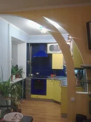 Kitchen design with an arch in Khrushchev