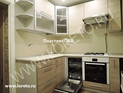 Kitchen 3 by 3 design with dishwasher