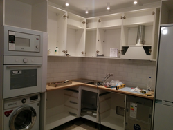 Kitchen with dishwasher and oven design
