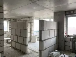 Пәтер фотосуретіндегі жүк көтергіш қабырғалар