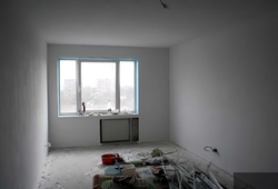 Kvartira fotosuratida devorlarni yopishtirish