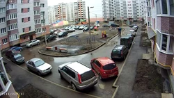 Фото машины из окна квартиры