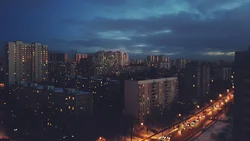 Фото из окна квартиры во двор