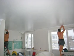 Bir mənzil fotoşəkilində asma tavanları necə quraşdırmaq olar