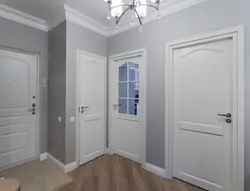 Doors and plinth in the interior of the apartment