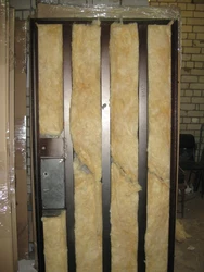How to insulate the front door of an apartment photo