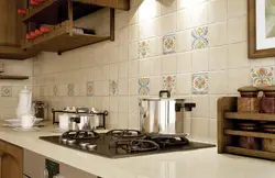 Photo of ceramic tiles as an apron in the kitchen