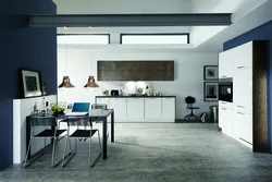 Flash kitchen photo