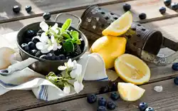 Kitchen berry photo