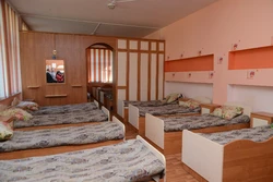 Лагерьдің жатын бөлмесінің фотосы