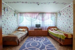 Лагерьдің жатын бөлмесінің фотосы