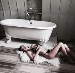 Bath mask photo
