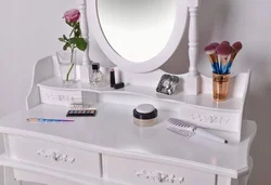 Bedroom cosmetics photo