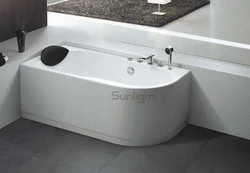 Rounded bathtubs photo