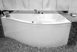 Photo of a bathtub in a semicircle
