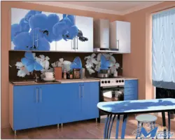 Ас үйдегі жүгері гүлдерінің фотосуреті