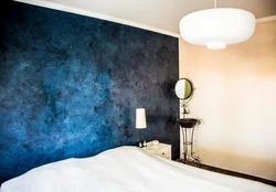 Venetian bedroom photo