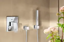 Bath with watering can photo