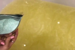 Bath with shimmer photo
