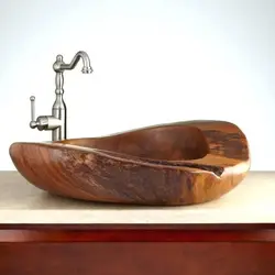 Oak bathtub photo