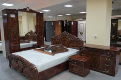 Işlənmiş yataq otağı dəsti şəkli