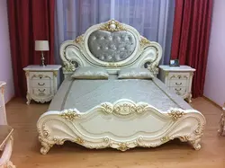 Used bedroom set photo