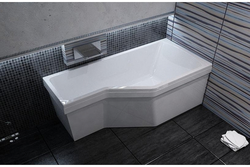 Acrylic asymmetric bathtub photo