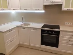 Белая кухня пленка фото