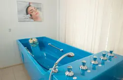 Photo of bath with massage