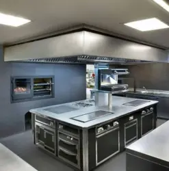 Kitchen With Photo Club