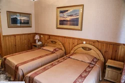 Сурати меҳмонхонаи Gostiny Dvor