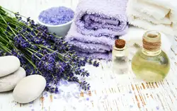 Bath with lavender photo