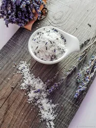 Bath with lavender photo