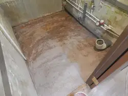 Screed in the bathroom photo