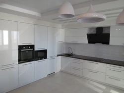 White acrylic kitchen photo