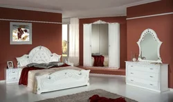 Mia's bedroom photo