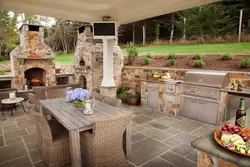 Outdoor Kitchen Photo