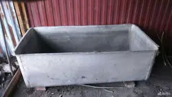 Aluminum bathtub photo