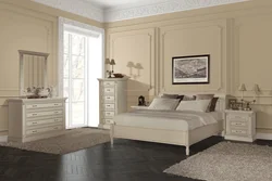 Sylvia bedroom photo