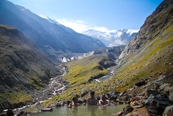 Karmadon hamam foto