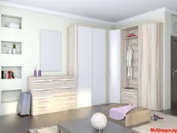 Долон Акси Март