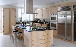 Kitchen design with stove in the middle of the kitchen