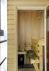 Mənzil fotoşəkildə balkonda sauna