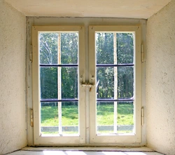 Old wooden windows in the apartment photo
