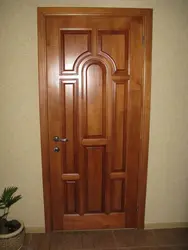 Пәтерге Кіретін Ағаш Есіктердің Фотосы