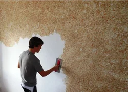 Plaster instead of wallpaper photo on the walls in the apartment