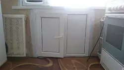 Mətbəxdə qış soyuducu dizaynı